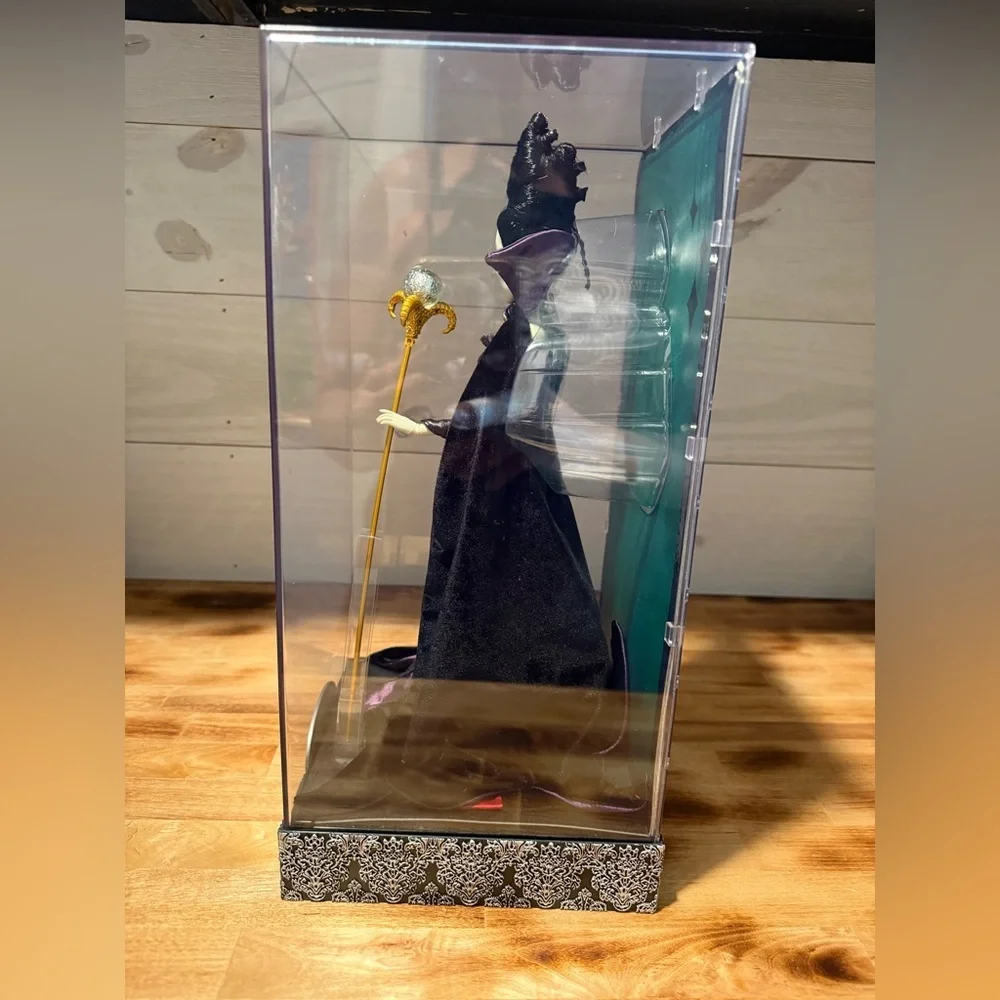 Disney Store Villains Designer Collection Maleficent Doll [Original Goth]